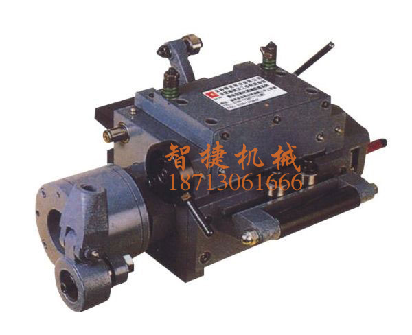產(chǎn)品名稱(chēng)：滾輪送料機(jī)
